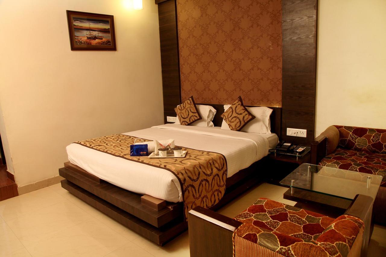 Oyo 905 Galaxy View Hotel Prayagraj Luaran gambar