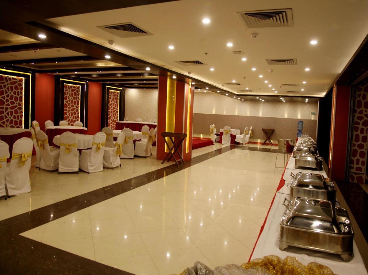 Oyo 905 Galaxy View Hotel Prayagraj Luaran gambar