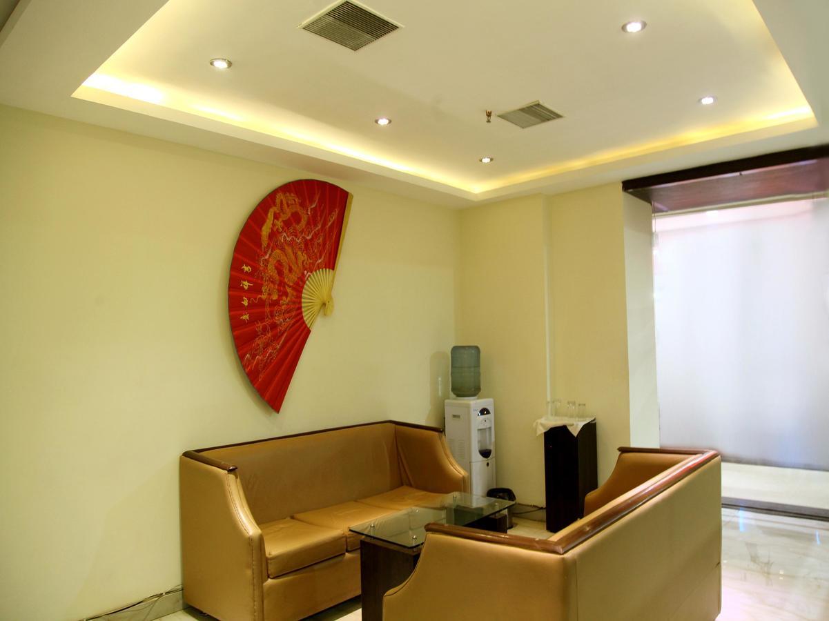 Oyo 905 Galaxy View Hotel Prayagraj Luaran gambar